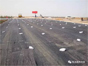 公路工程路面施工管理,搞質(zhì)量當(dāng)然要從細(xì)節(jié)抓起嘛