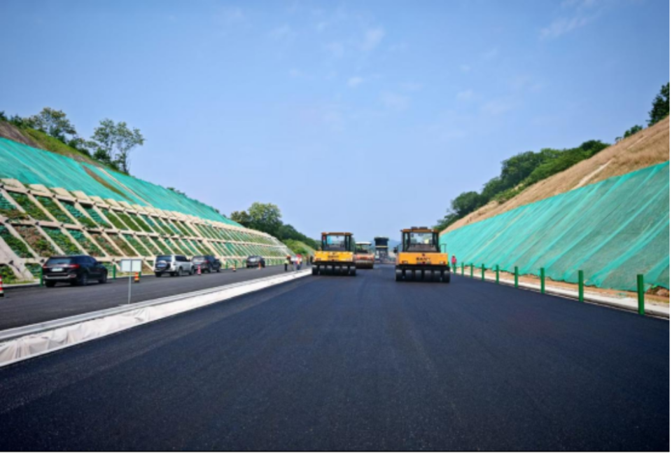 皖鄂好友鄰,和縣至襄陽(yáng)高速六安段將開(kāi)通,沿線老司機(jī)們開(kāi)心壞了